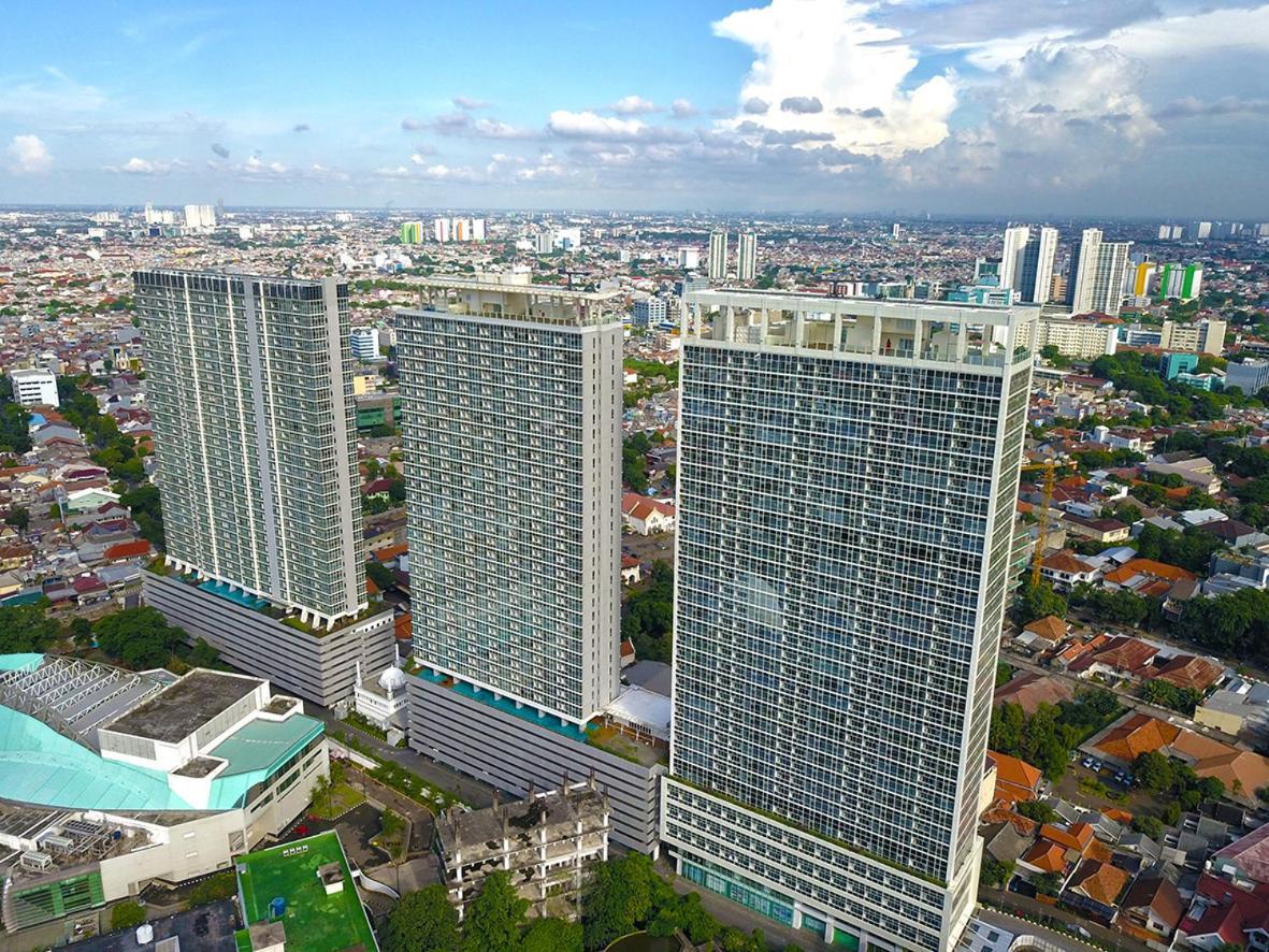 Menteng Park Exclusive Emerald Giacarta Esterno foto