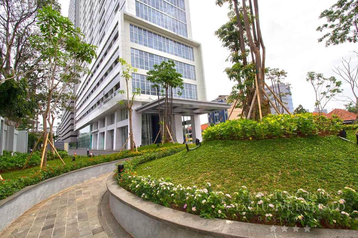 Menteng Park Exclusive Emerald Giacarta Esterno foto
