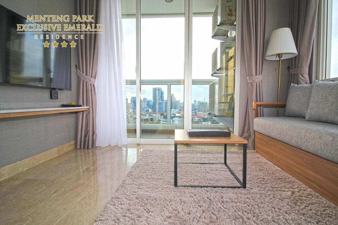 Menteng Park Exclusive Emerald Giacarta Esterno foto
