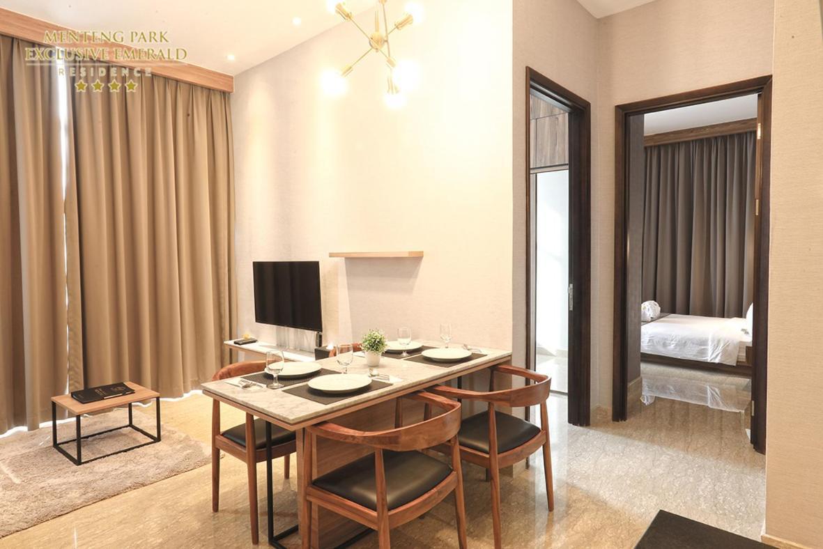 Menteng Park Exclusive Emerald Giacarta Esterno foto