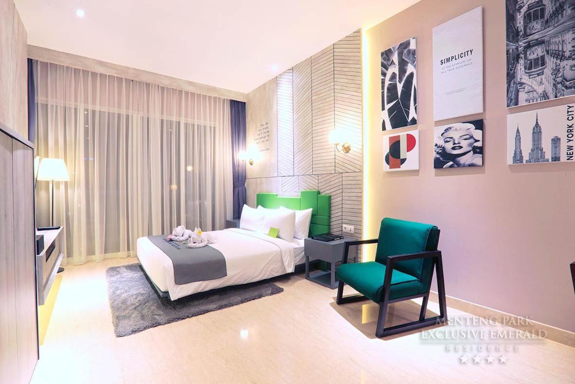Menteng Park Exclusive Emerald Giacarta Esterno foto