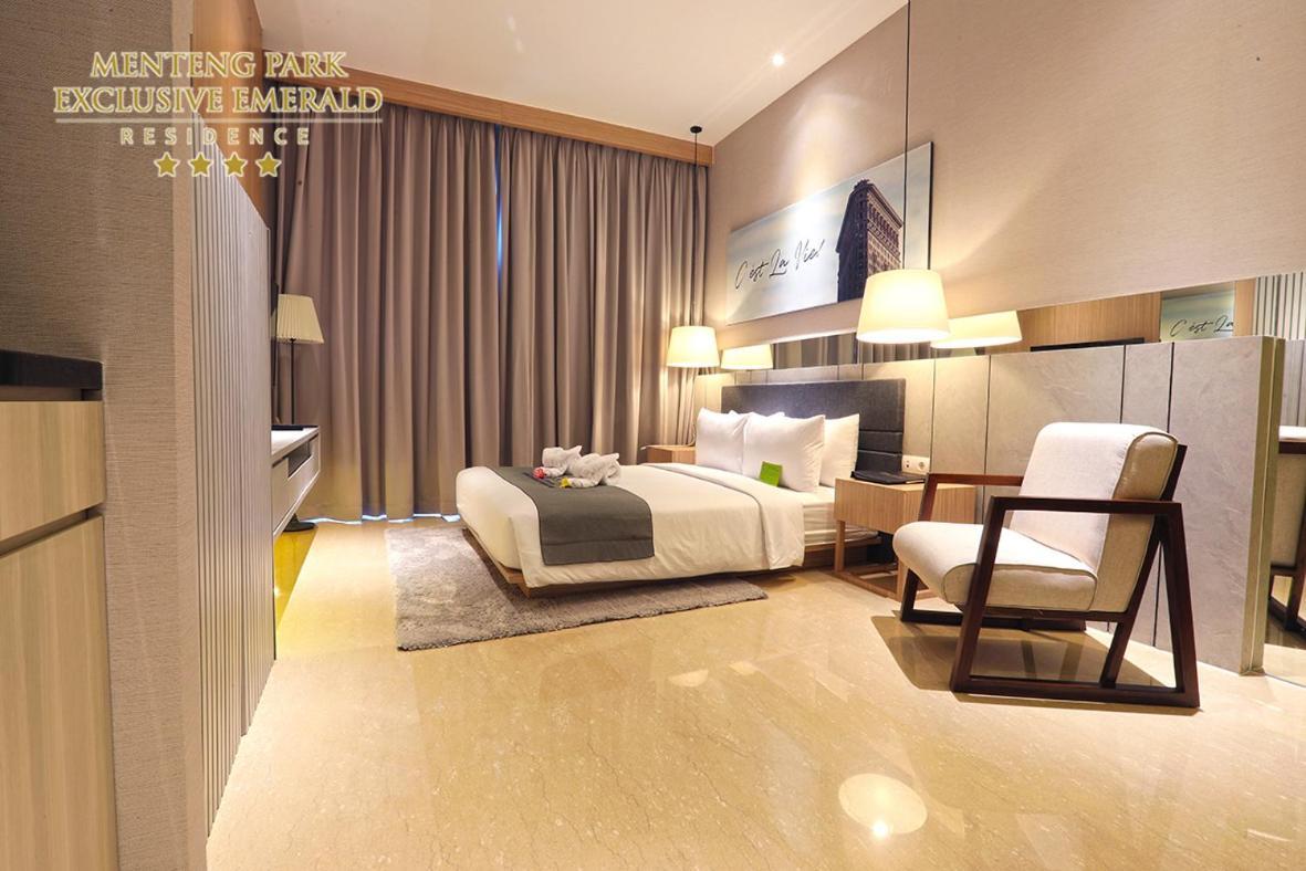 Menteng Park Exclusive Emerald Giacarta Esterno foto
