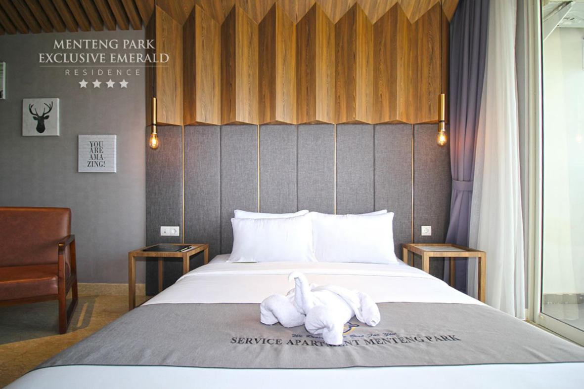 Menteng Park Exclusive Emerald Giacarta Esterno foto