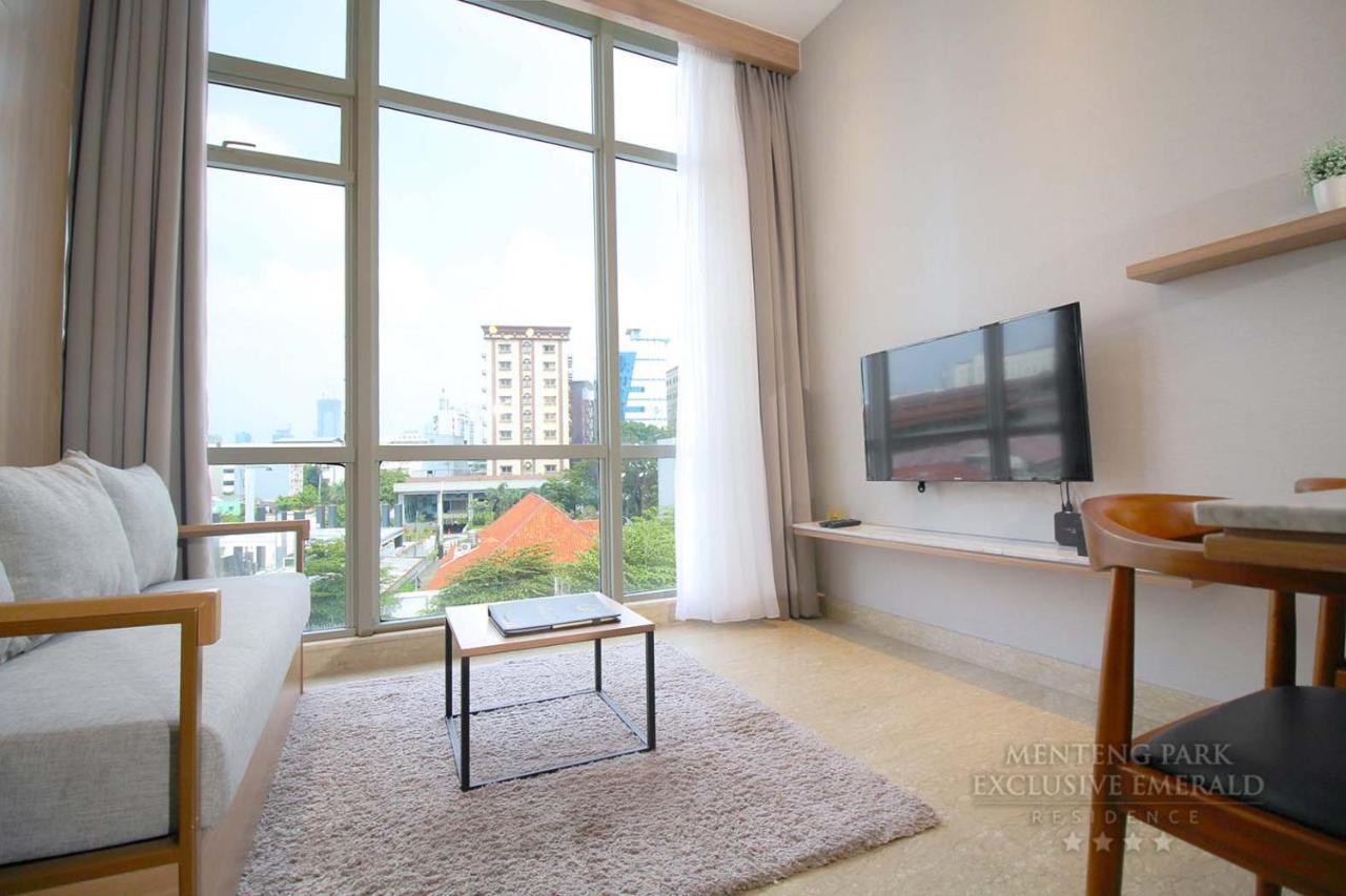 Menteng Park Exclusive Emerald Giacarta Esterno foto